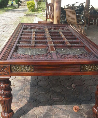 royal wooden furniture
